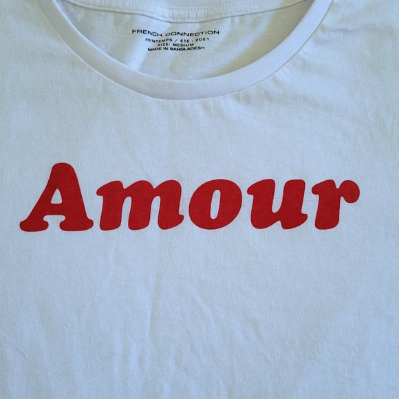 French🇫🇷 Connection "Amour"♥️ Tee - NWT - Picture 3 of 11